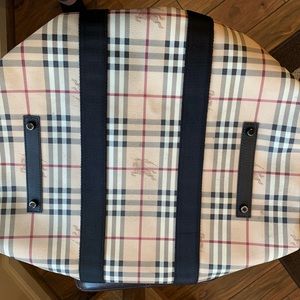 COPY - Burberry duffle bag houseferry